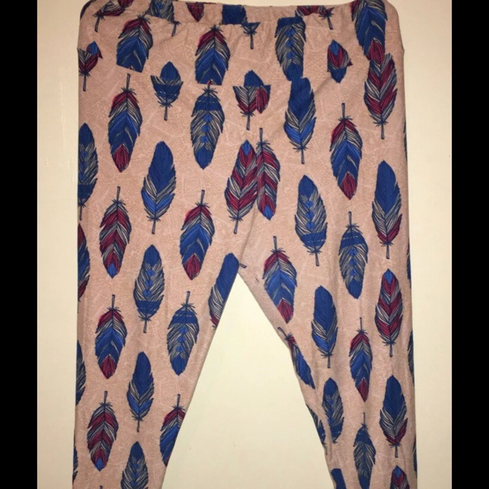 Feather print leggings